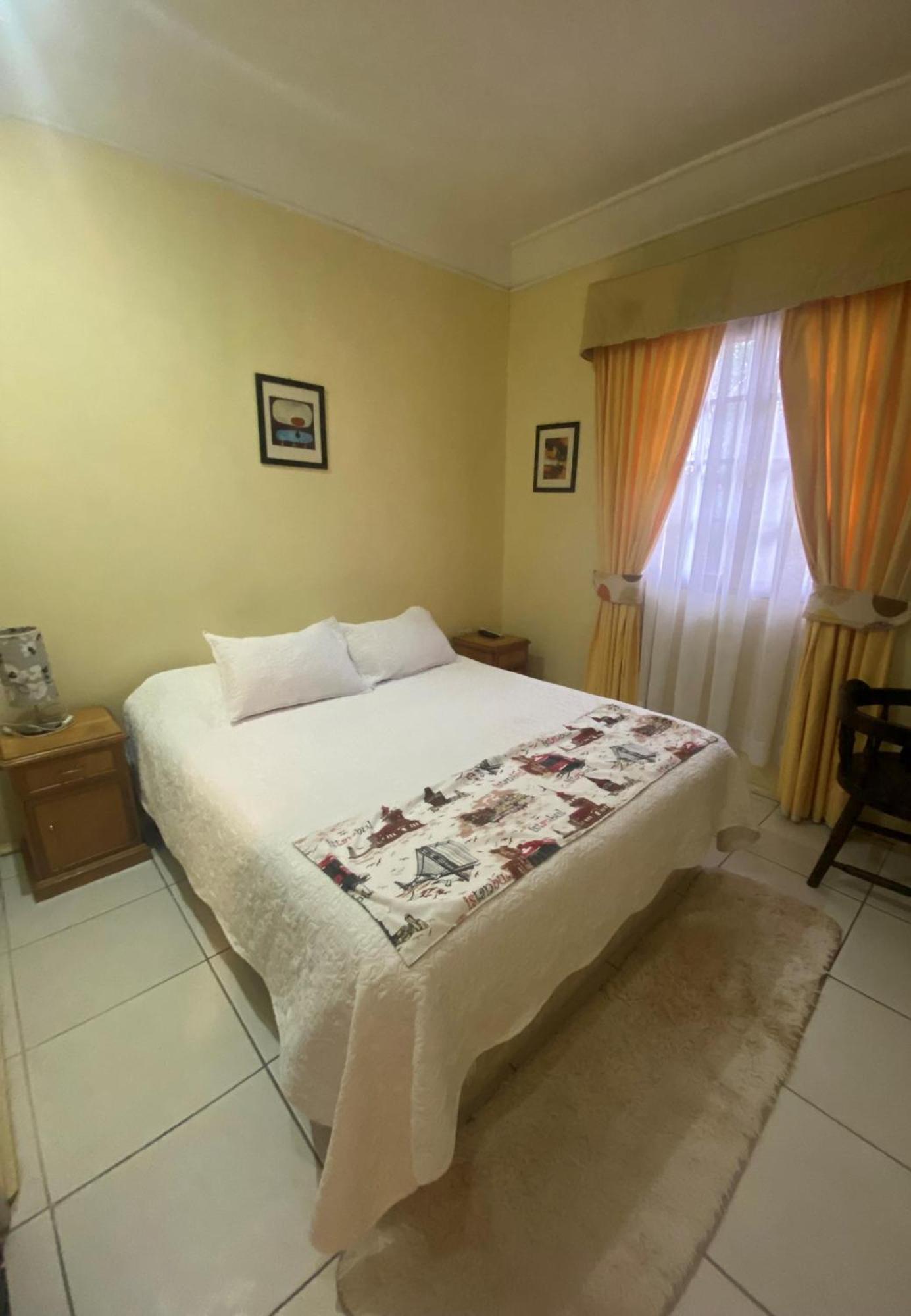 Hotel Palermo Quintero Bagian luar foto