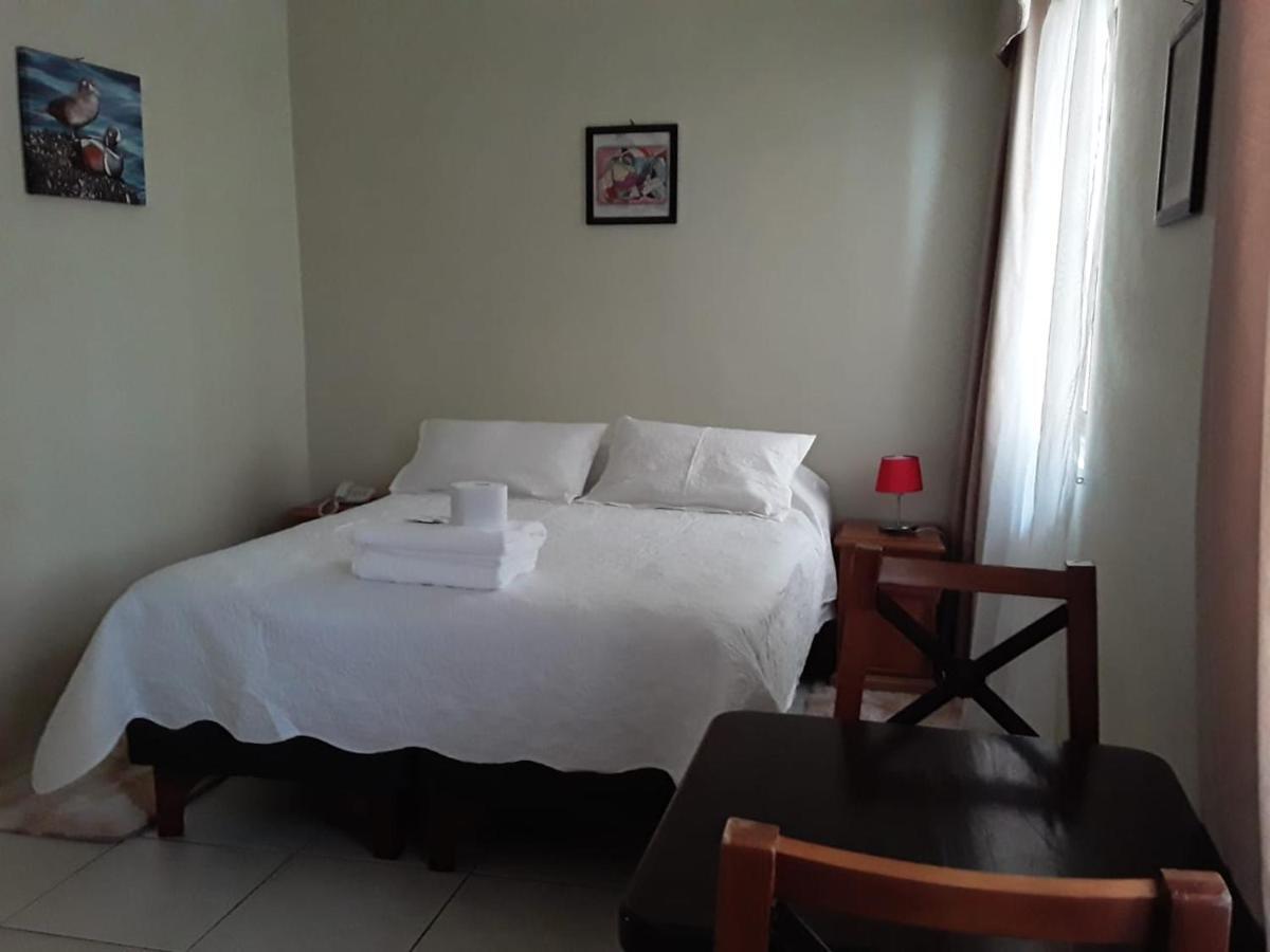 Hotel Palermo Quintero Bagian luar foto